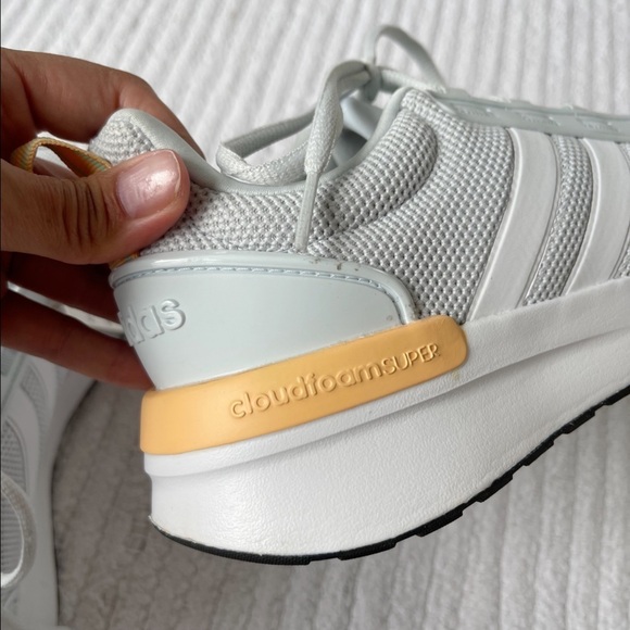 NEW Adidas Racer TR21 Cloudfoam Running Shoe Womens Size 9.5 NWT - Picture 3 of 5